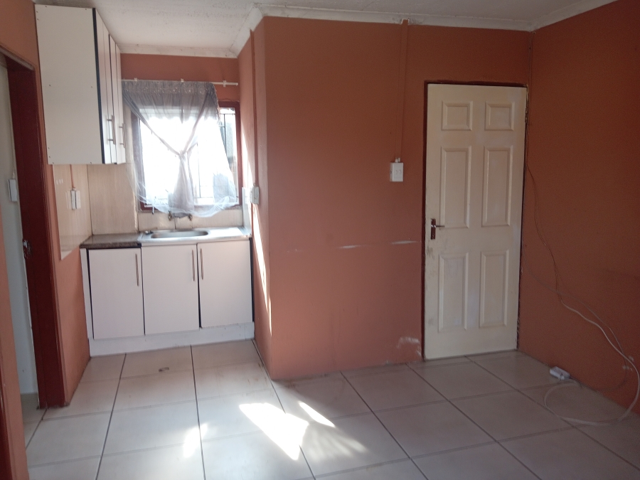 To Let 2 Bedroom Property for Rent in Morula View North West